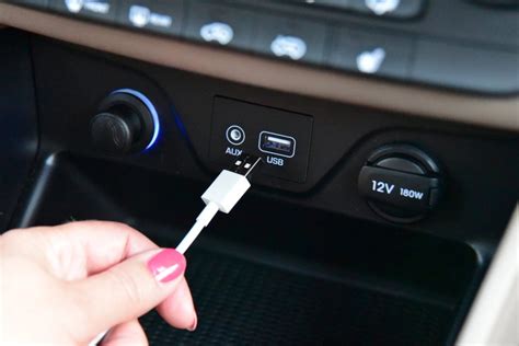 How to Install USB Port in Car for Music - Exploring the Synergy Between Technology and Automotive Audio Enhancements